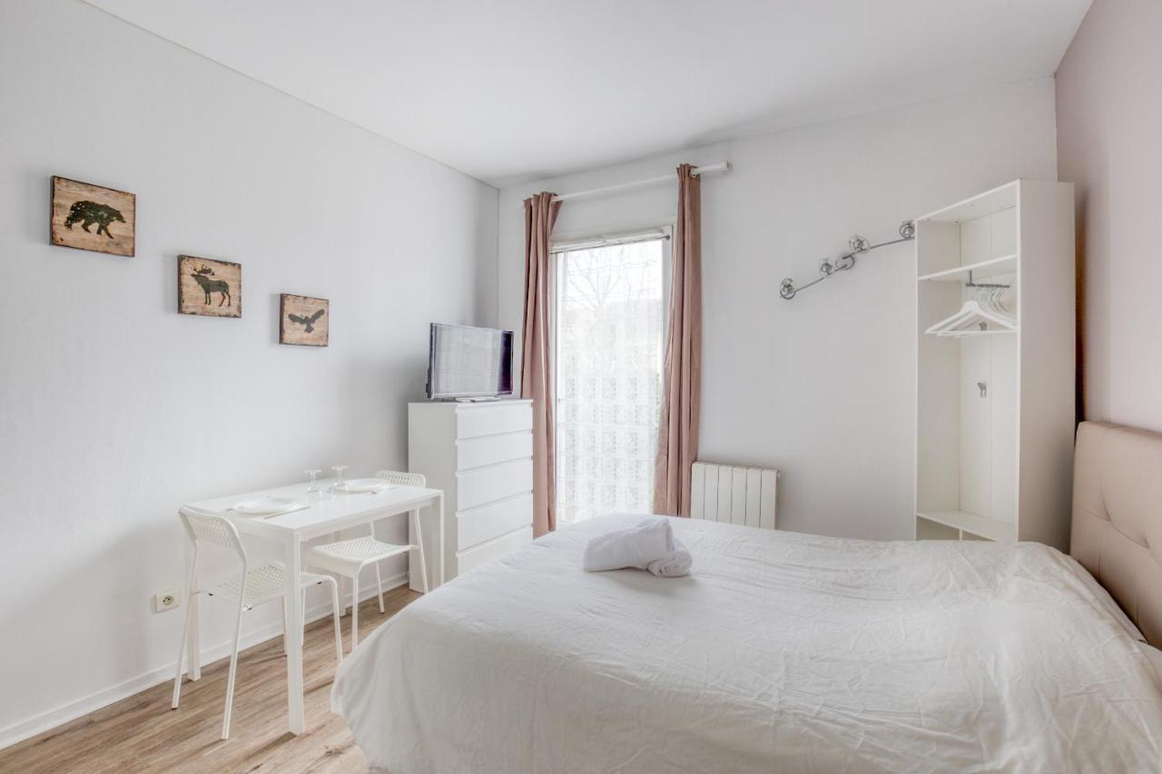 Le Petit Magny Apartment Exterior foto