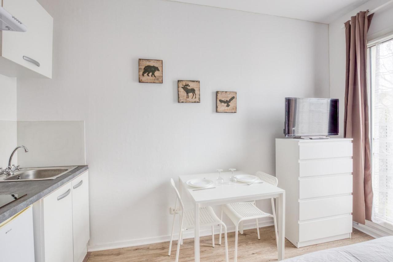 Le Petit Magny Apartment Exterior foto